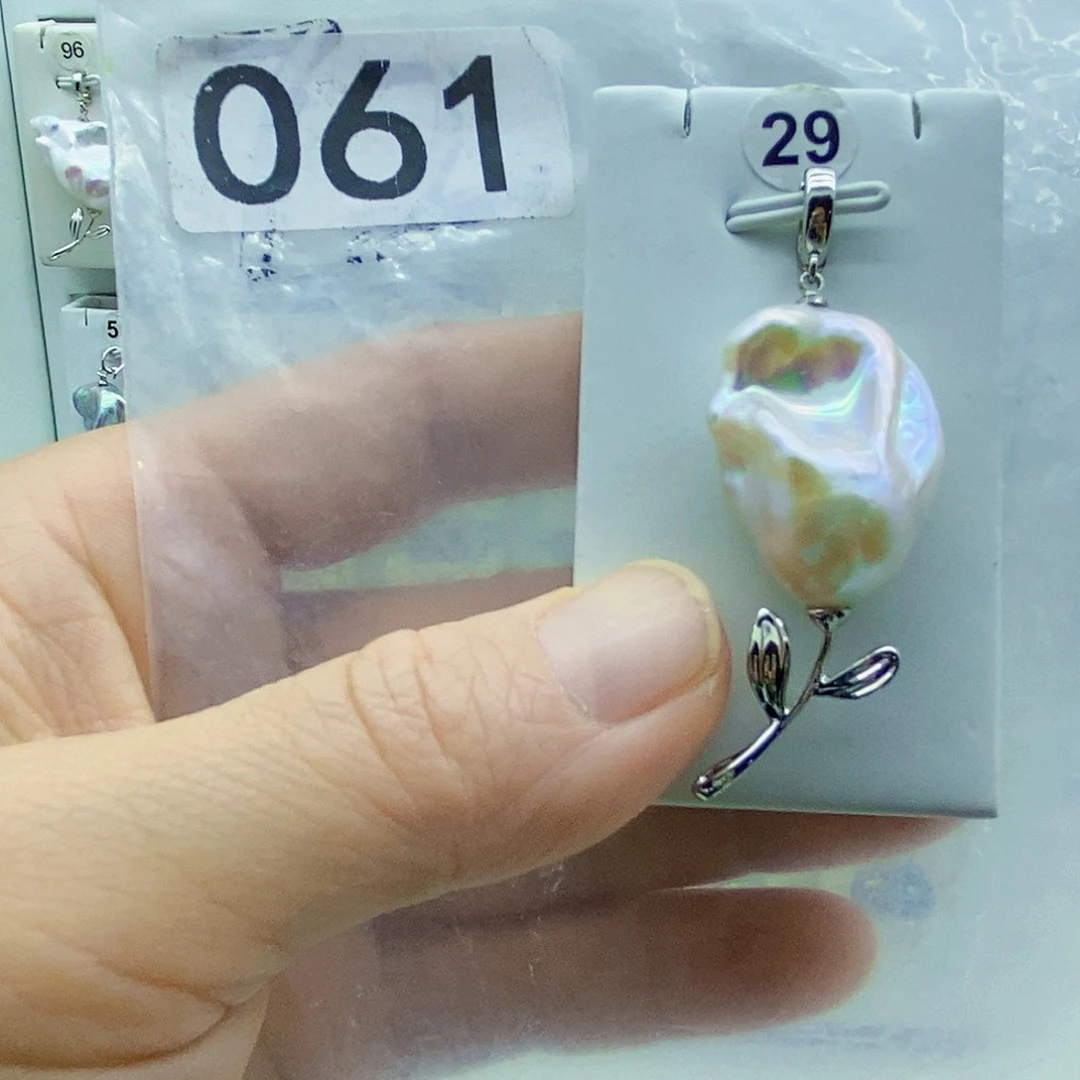 颈饰合金淡水珍珠