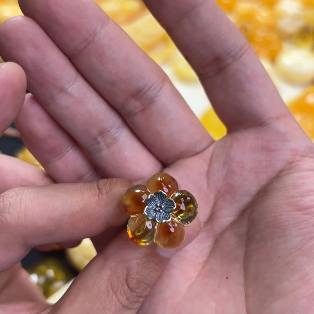 蜜蜡未镶嵌裸石有钱花