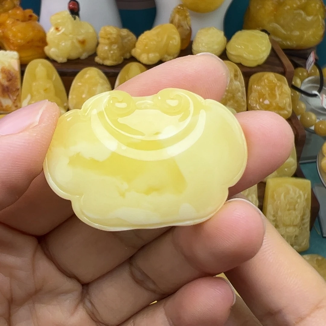 蜜蜡吊坠(不含链)未镶嵌