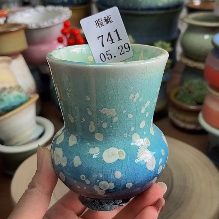 摆件景德镇陶瓷手工制作口7.5高10左右