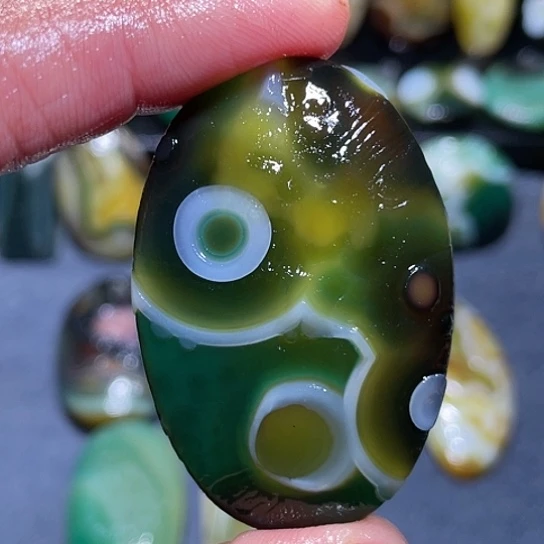 【闪购商品】玛瑙/玉髓未镶嵌珠宝奇石