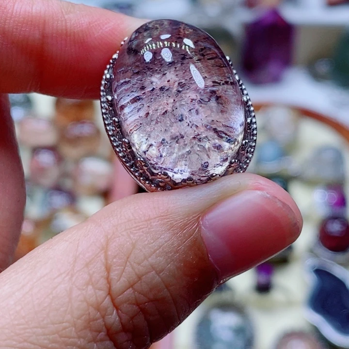 未镶嵌颈饰水晶M****张水晶