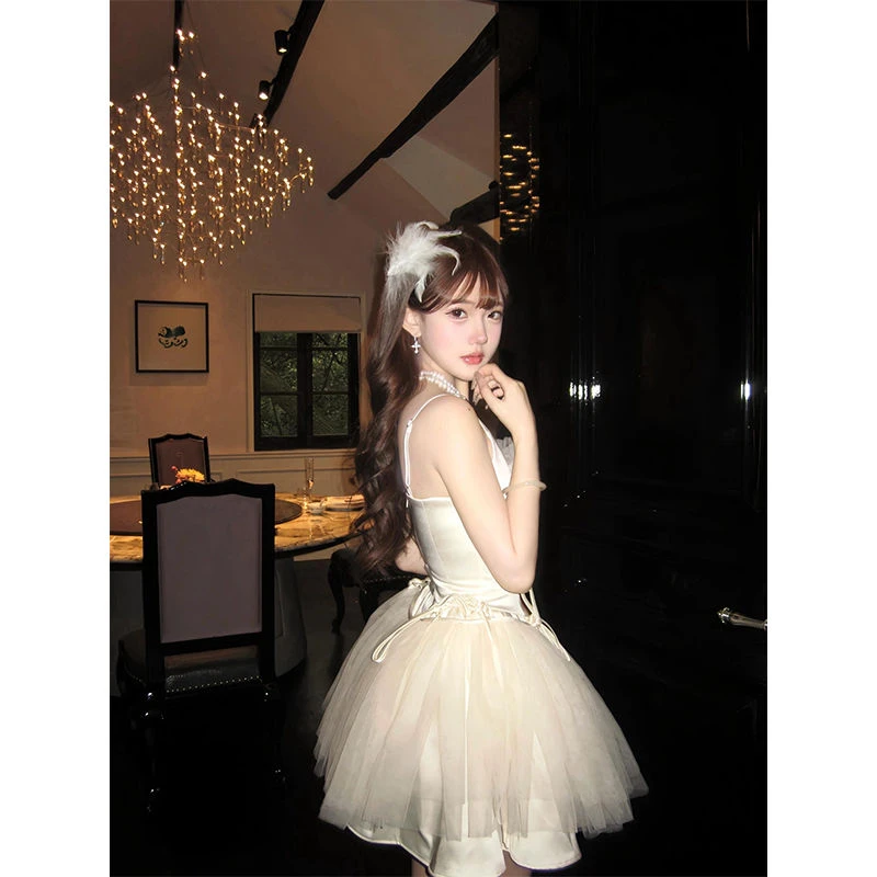 千金风裙子生日party小礼服蕾丝吊带白色天鹅芭蕾蓬蓬公主连衣裙