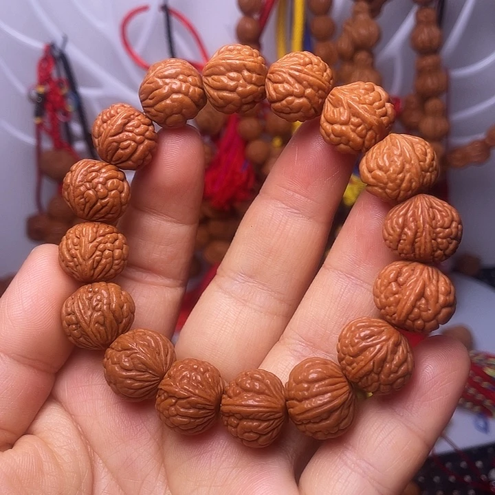 桃核吊坠龙纹桃枭