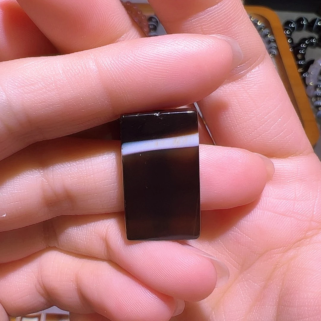 玛瑙/玉髓未镶嵌珠宝半成品