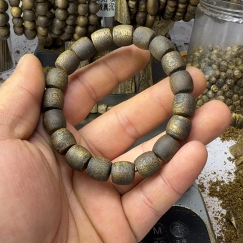 沉香手串大*绿奇楠沉香1.1mm14g99沉
