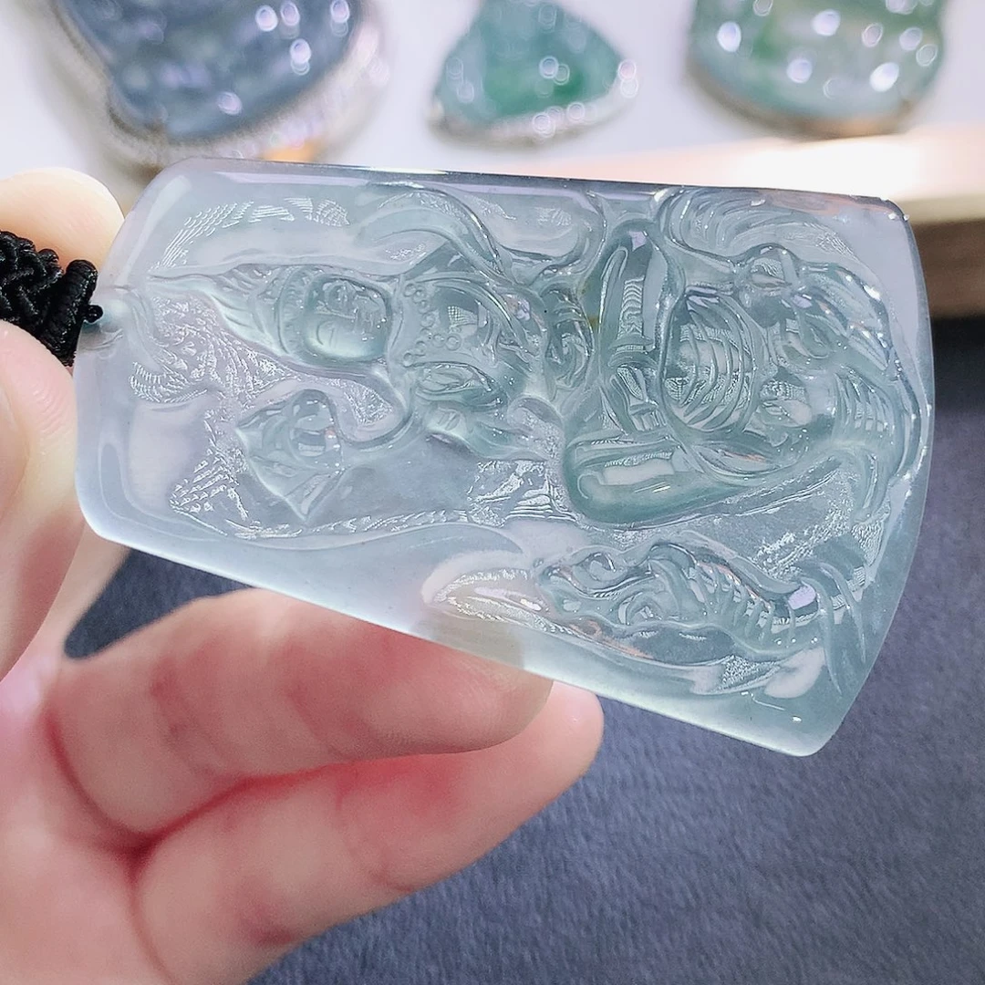 翡翠未镶嵌挂件翡翠