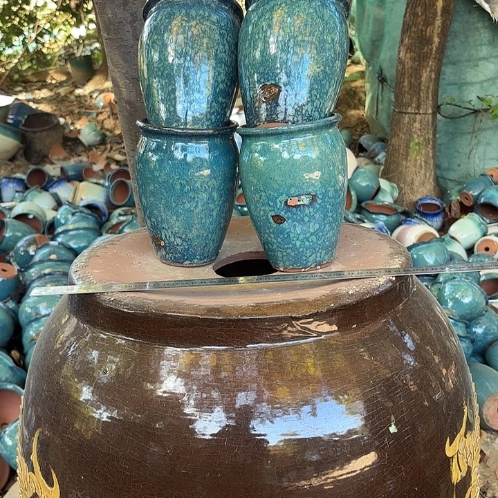 高度18厘米口径12厘米瑕疵