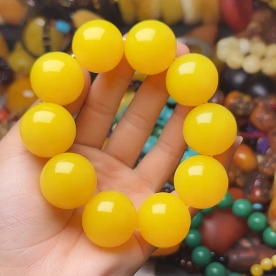 未镶嵌颈饰琥珀经典