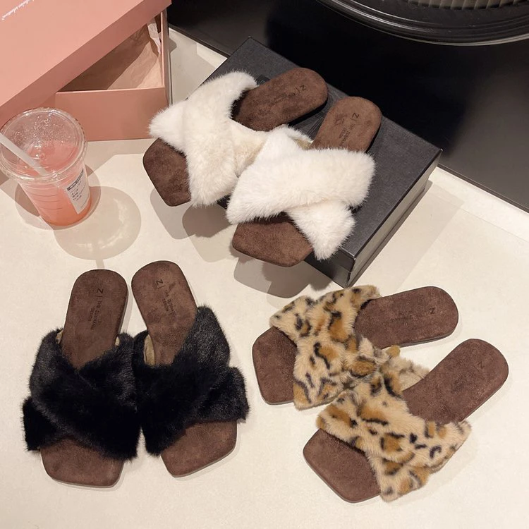 2025秋冬新款美拉德豹纹毛毛拖鞋女平底居家防滑韩版港风一字棉拖