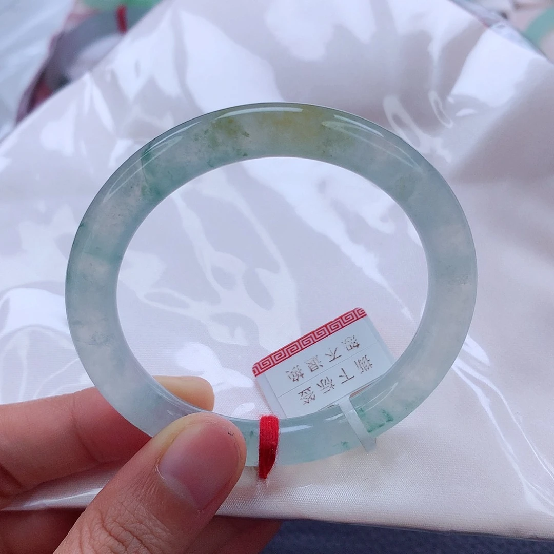 未镶嵌手镯翡翠燕*