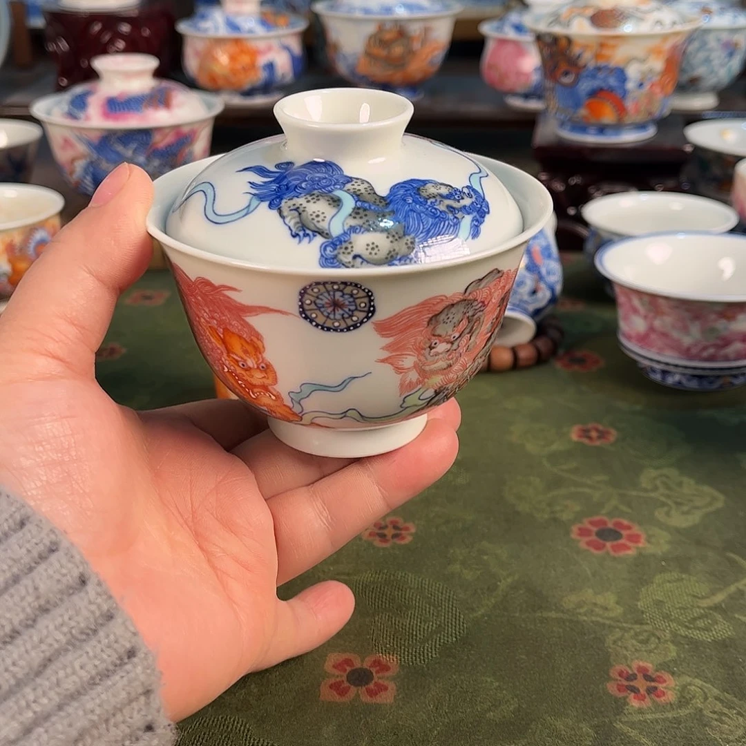 三狮斗彩盖碗一一一一