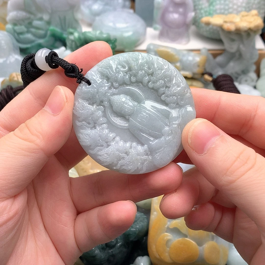 吊坠(不含链)未镶嵌翡翠