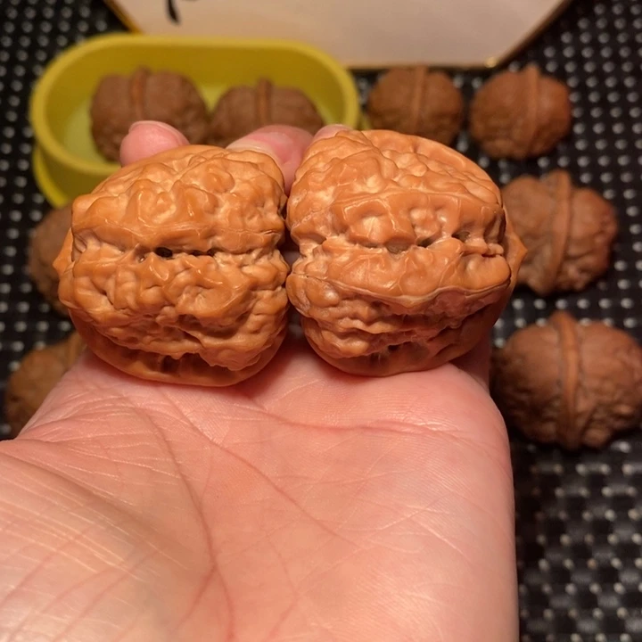 名***好文玩核桃把件四深开八腿蛙王
