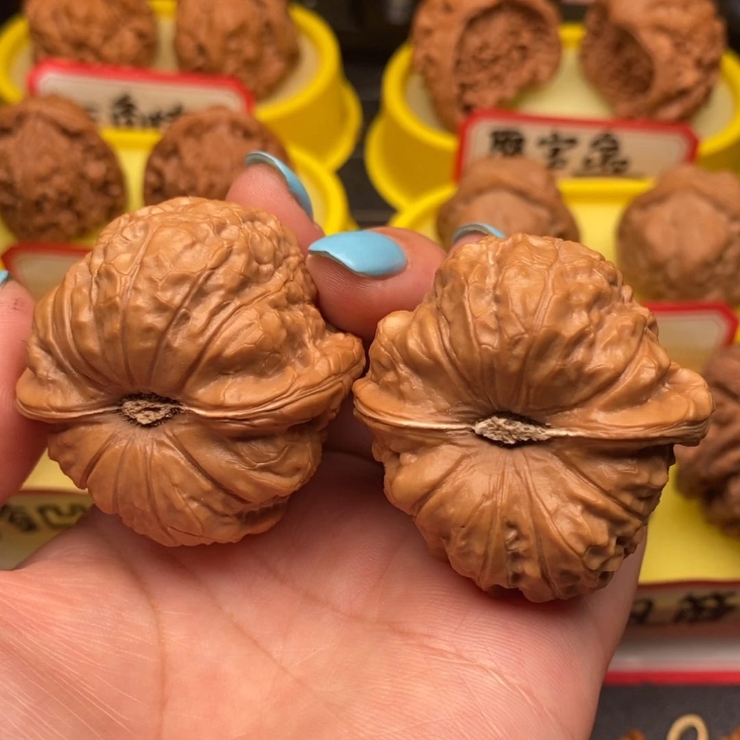 宇***菩提籽类南瓜墩墩