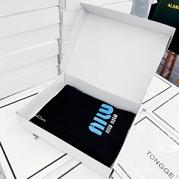 K31 春夏高级感轻奢短袖 圆领短袖T恤【SY1239】