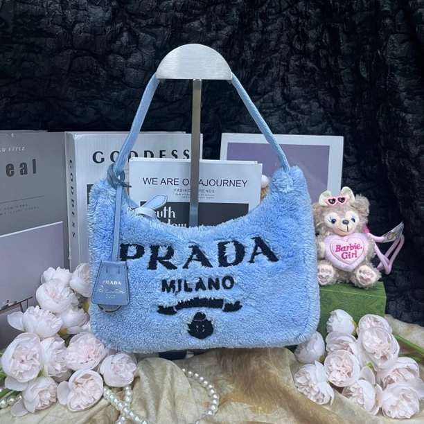 95新 Prada/普拉达 普拉达羊羔毛蓝色hobo手拿包