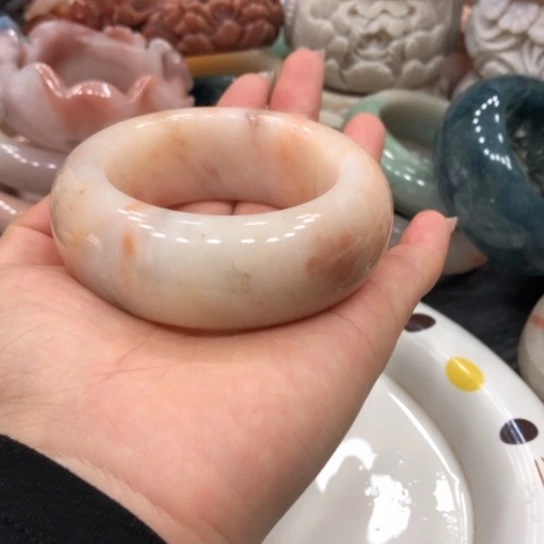 未镶嵌石英质玉珠宝半成品阿****怪