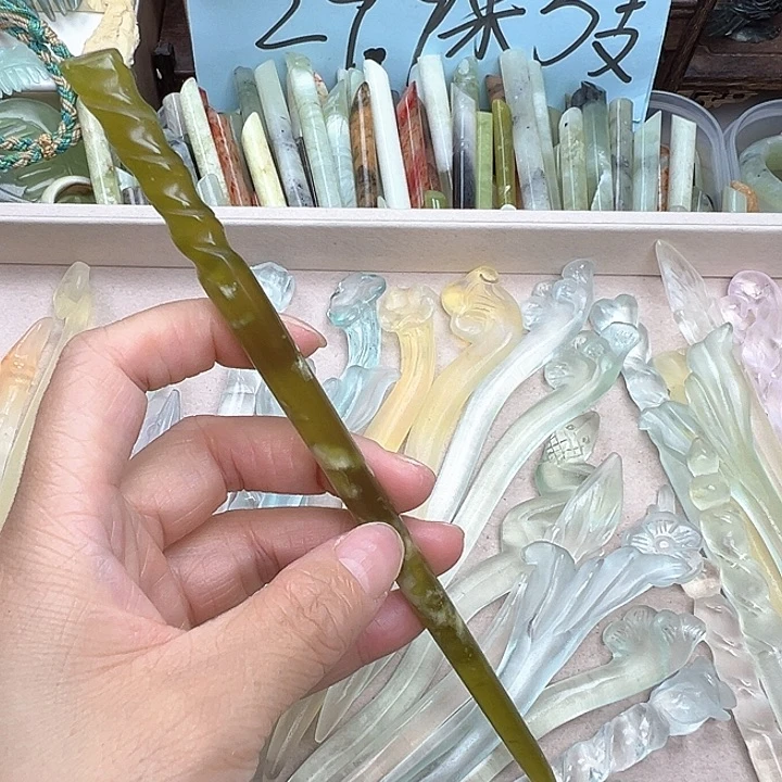 蛇纹石玉未镶嵌发簪
