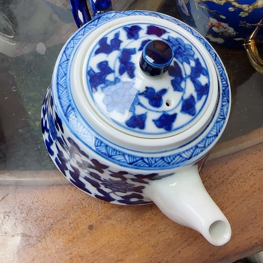 摆件L**D瓷器的工艺技术水平