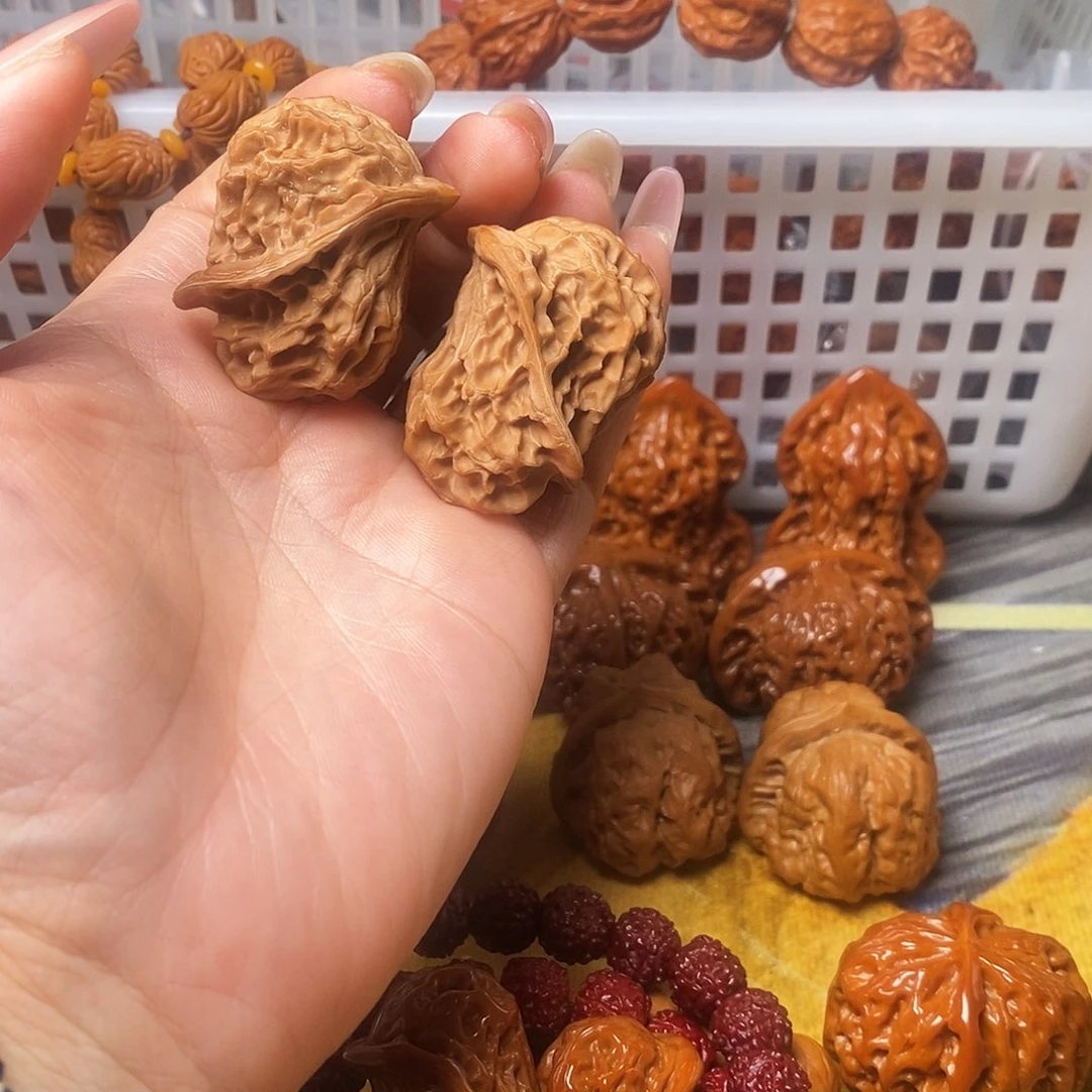 吊坠文玩核桃天**生小鸟