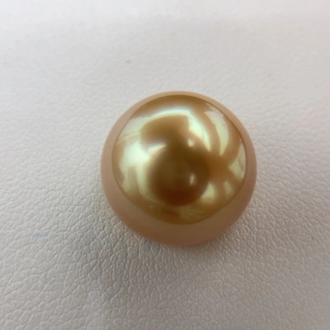 未镶嵌海水珍珠耳钉13.9mm正圆深浓茶金小极光