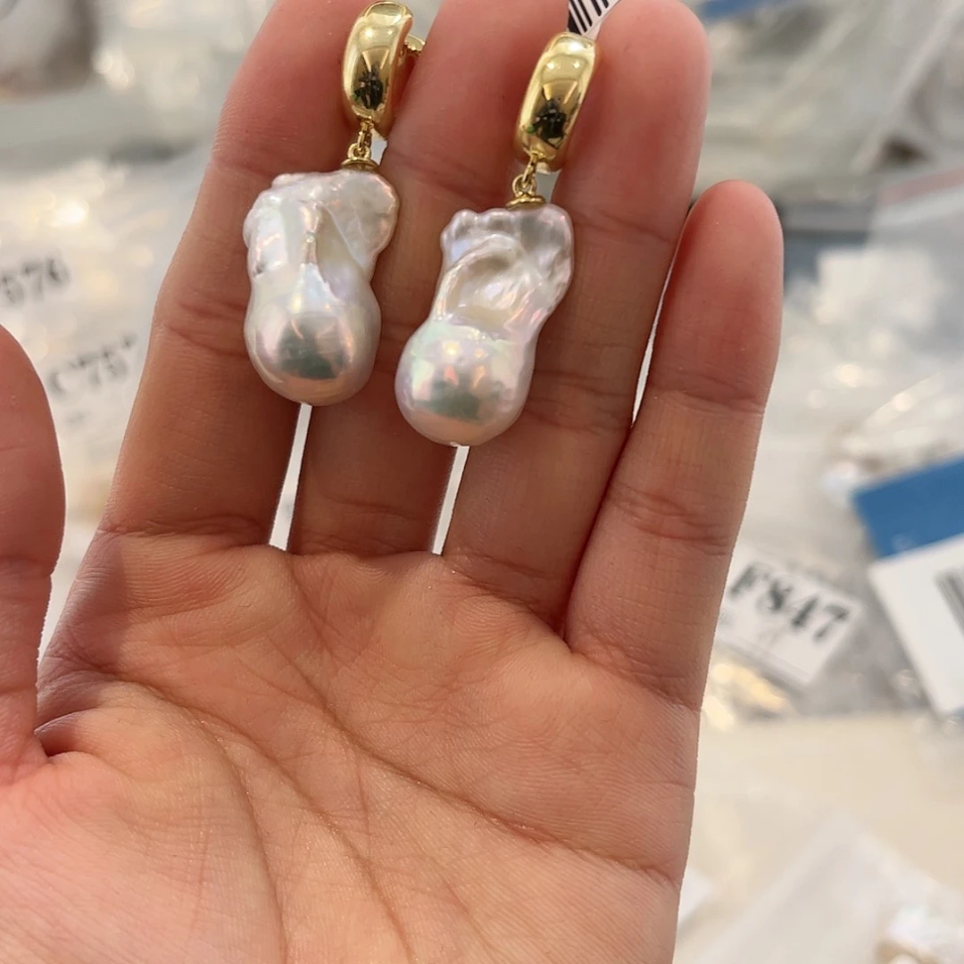 淡水珍珠耳饰合金