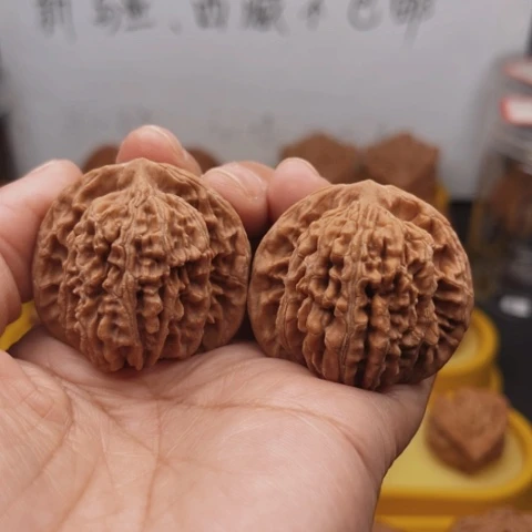 把件文玩核桃大****c