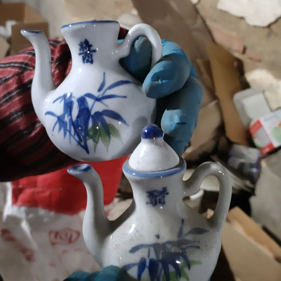 摆件陶瓷盘子碗啥都有