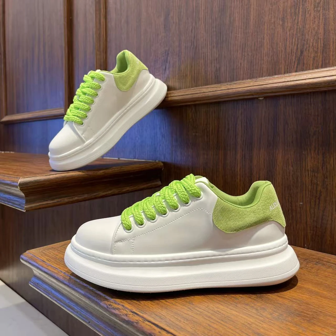 男鞋2025秋季皮面拼色时尚小白鞋低帮厚底百搭休闲鞋系带男生鞋子