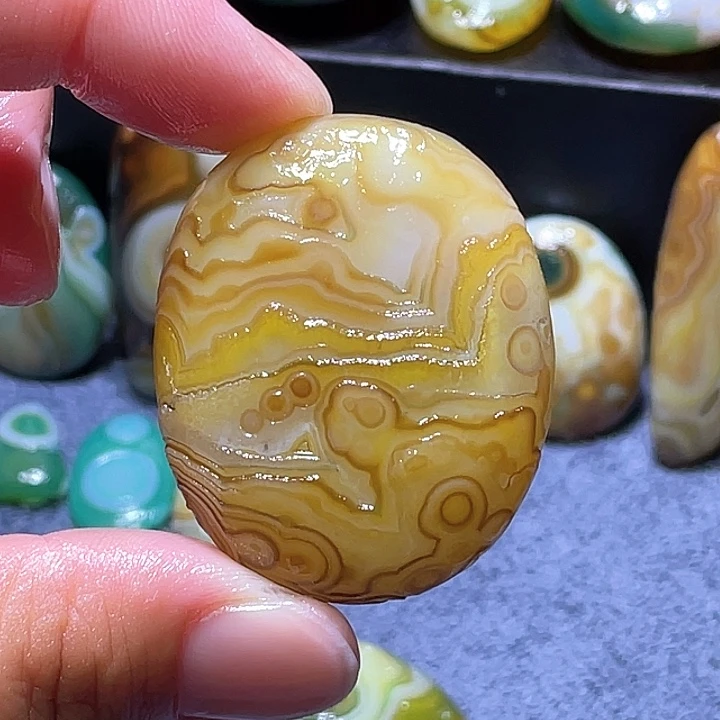 未镶嵌玛瑙/玉髓珠宝奇石