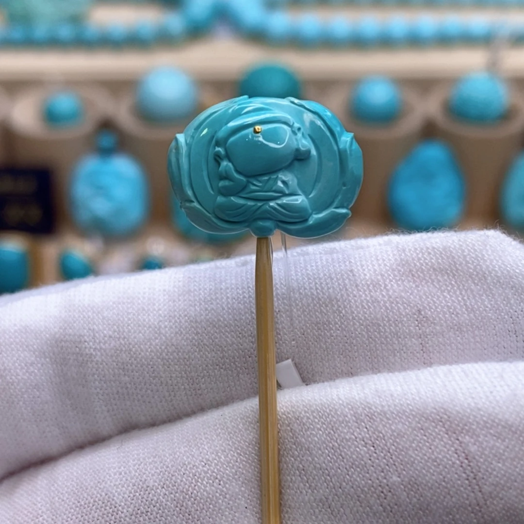 绿松石未镶嵌珠宝奇石