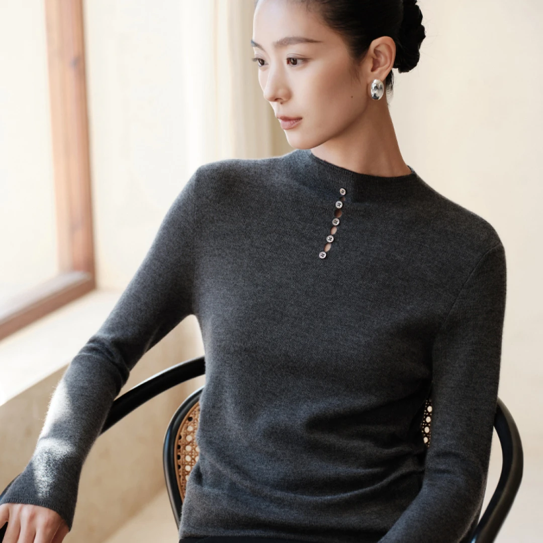 精纺款~新款80支精纺100%山羊绒半高领扣款侧捏褶轻奢简约羊绒衫F