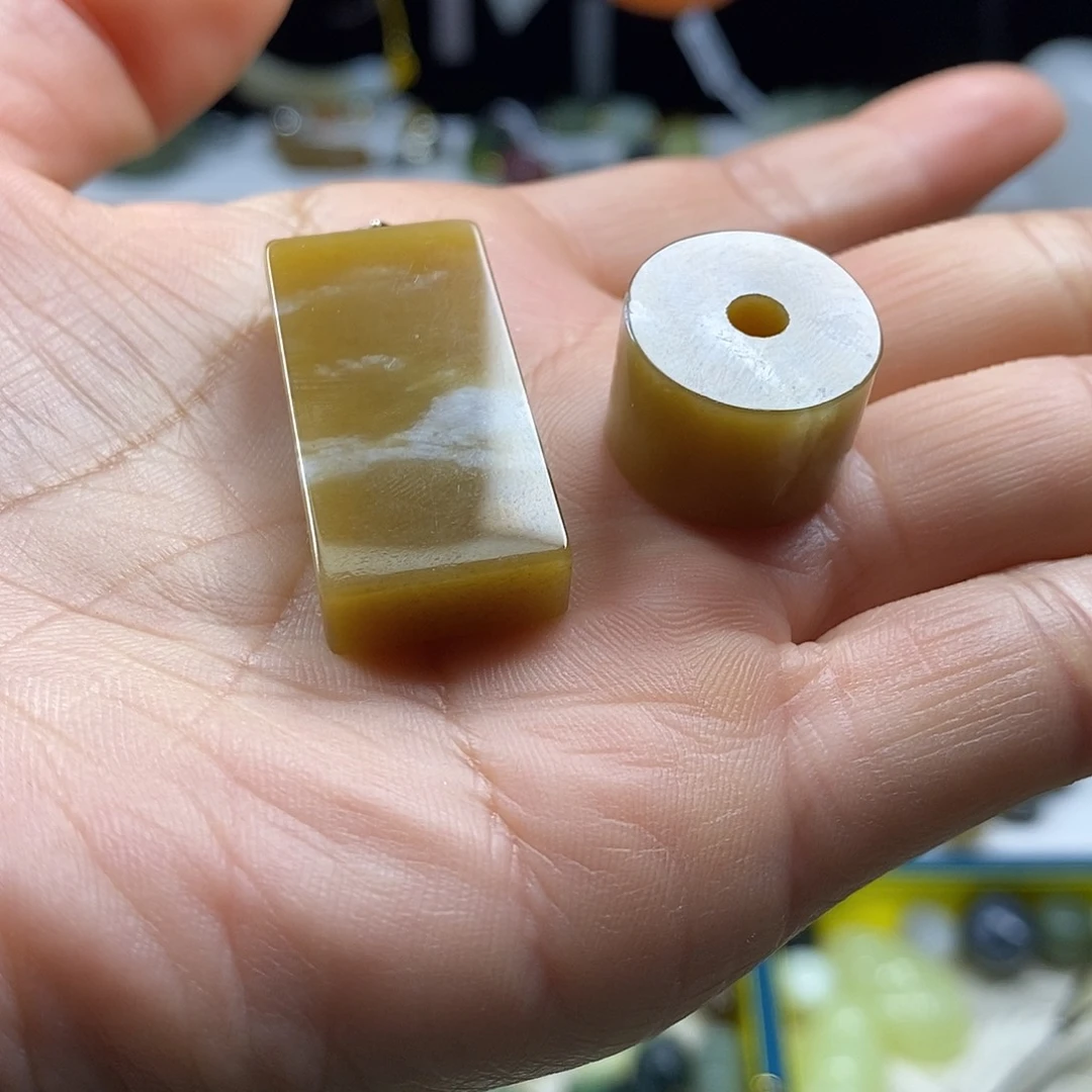 *****和田玉未镶嵌手链和田玉