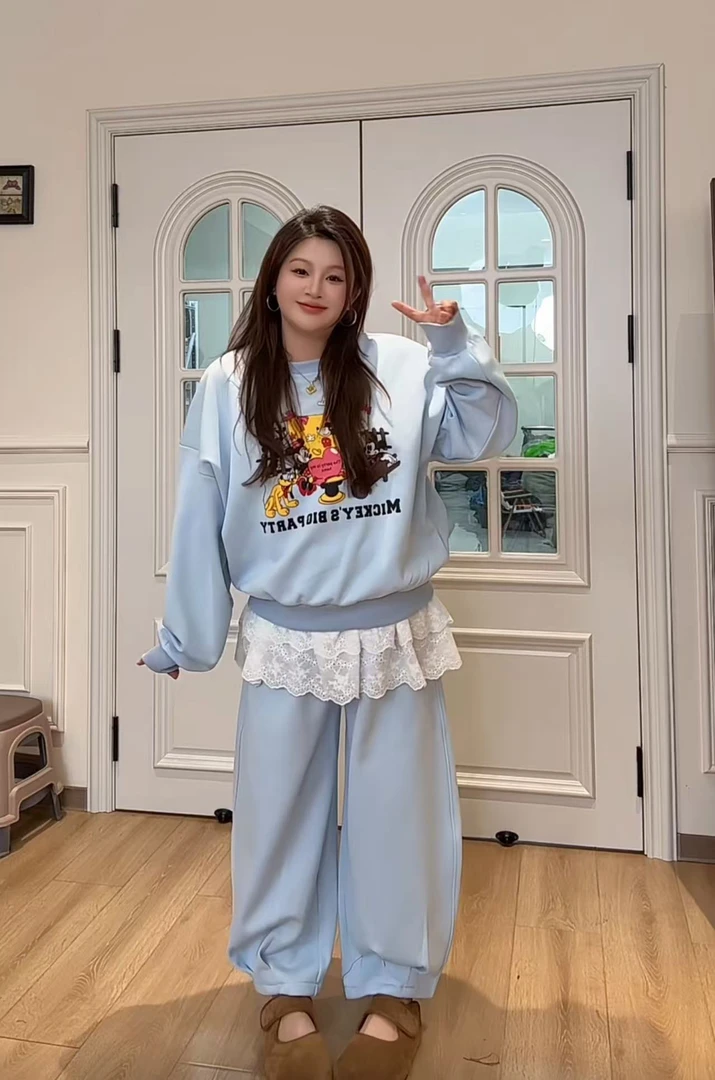 欣欣家秋冬季韩系慵懒风米奇印花卫衣八分裤时尚套装百搭长袖女式