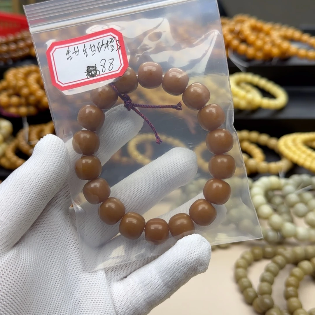 甜****手串菩提根/象牙果12×13 11年 微瑕