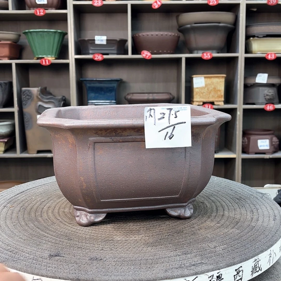 紫砂花盆紫砂的味道很好喝