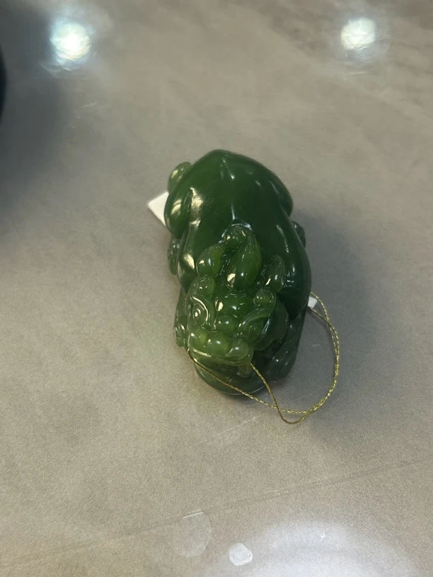 天然和田玉碧玉吊坠