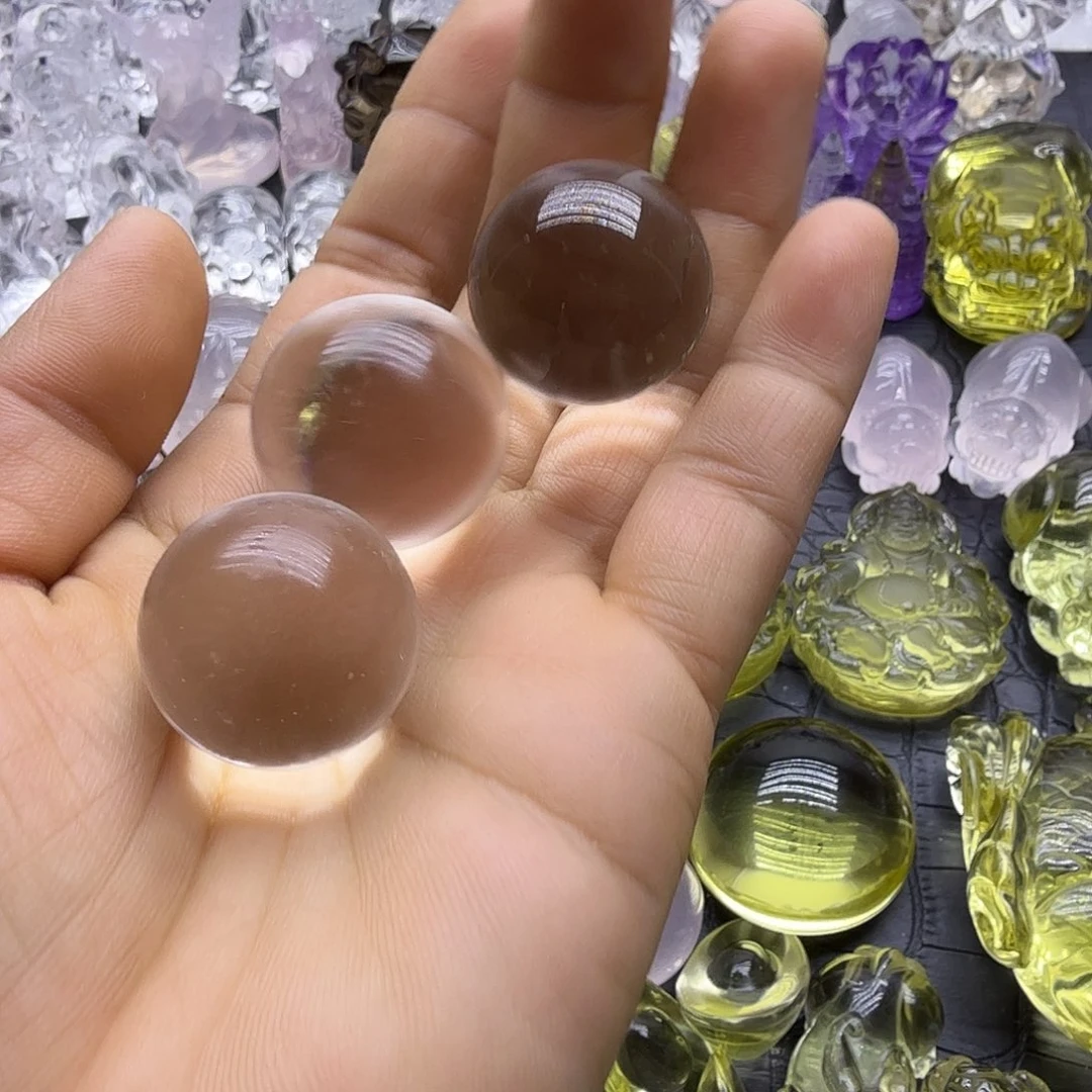 水晶未镶嵌颈饰摆件