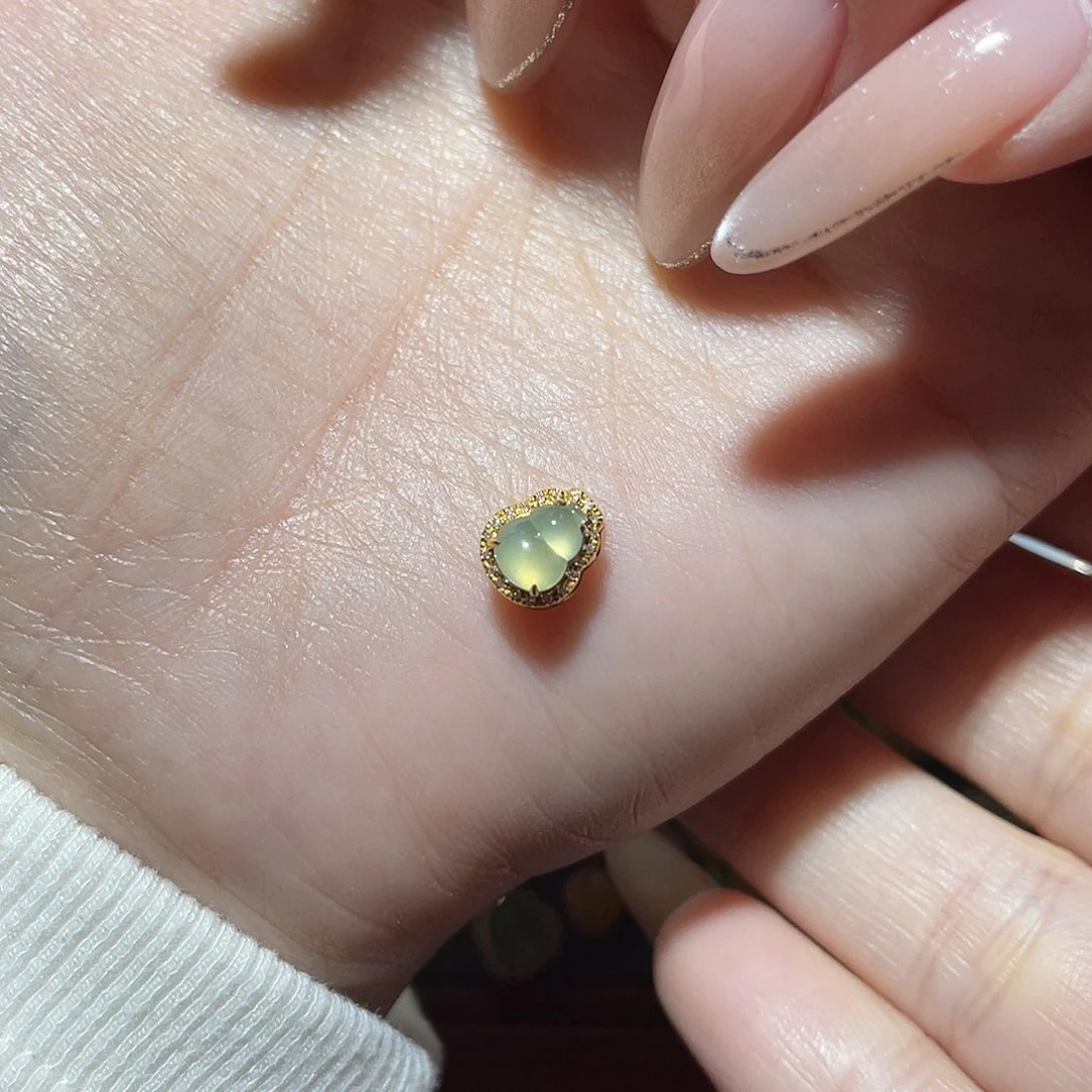 吊坠(不含链)18K金镶嵌翡翠