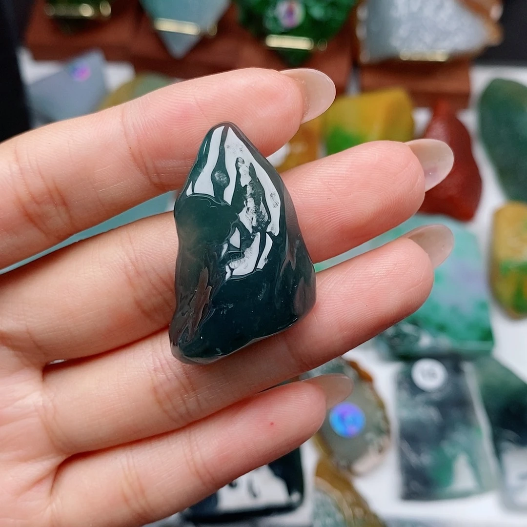 解***铺吊坠(不含链)未镶嵌翡翠