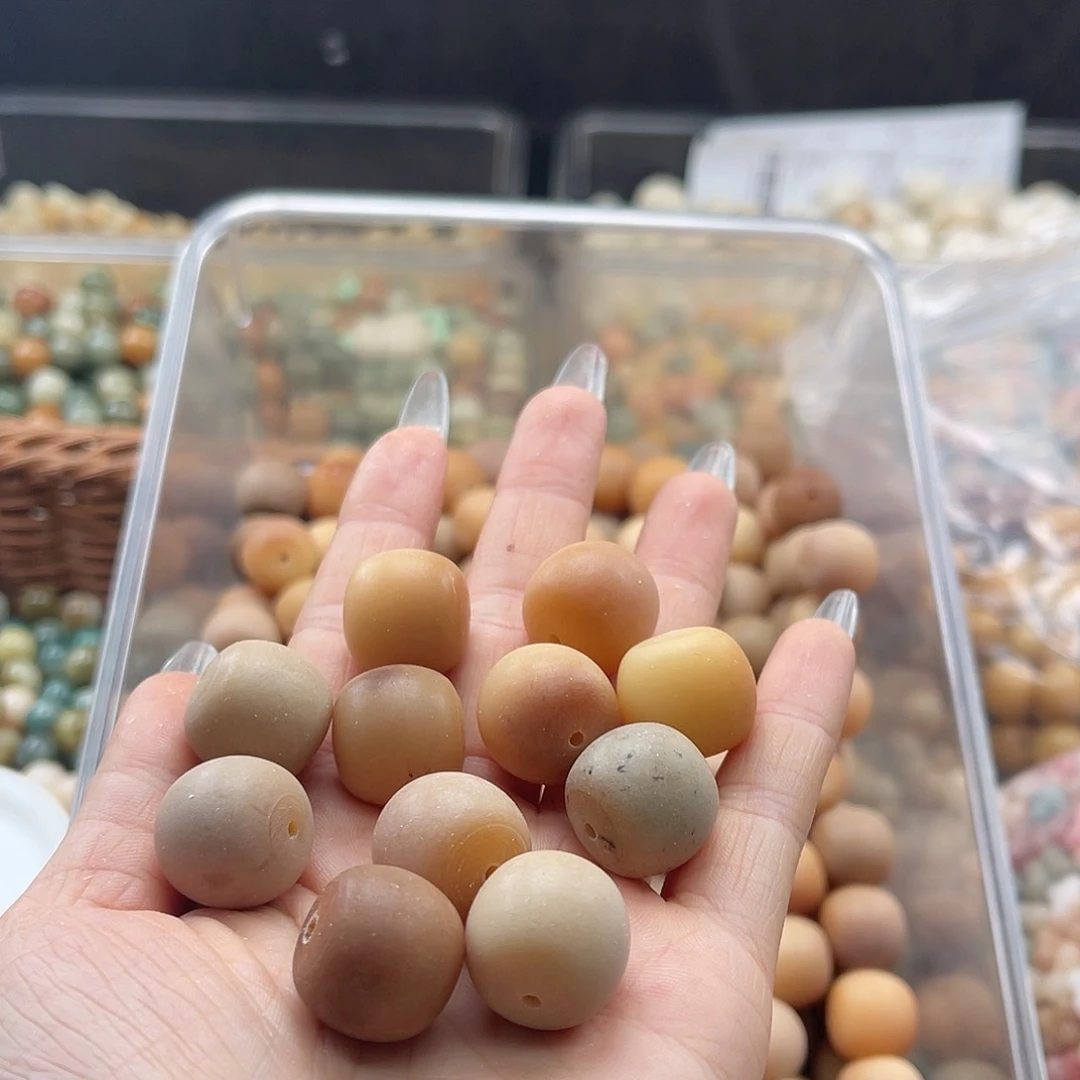 白玉菩提吊坠a微瑕17mm/15颗
