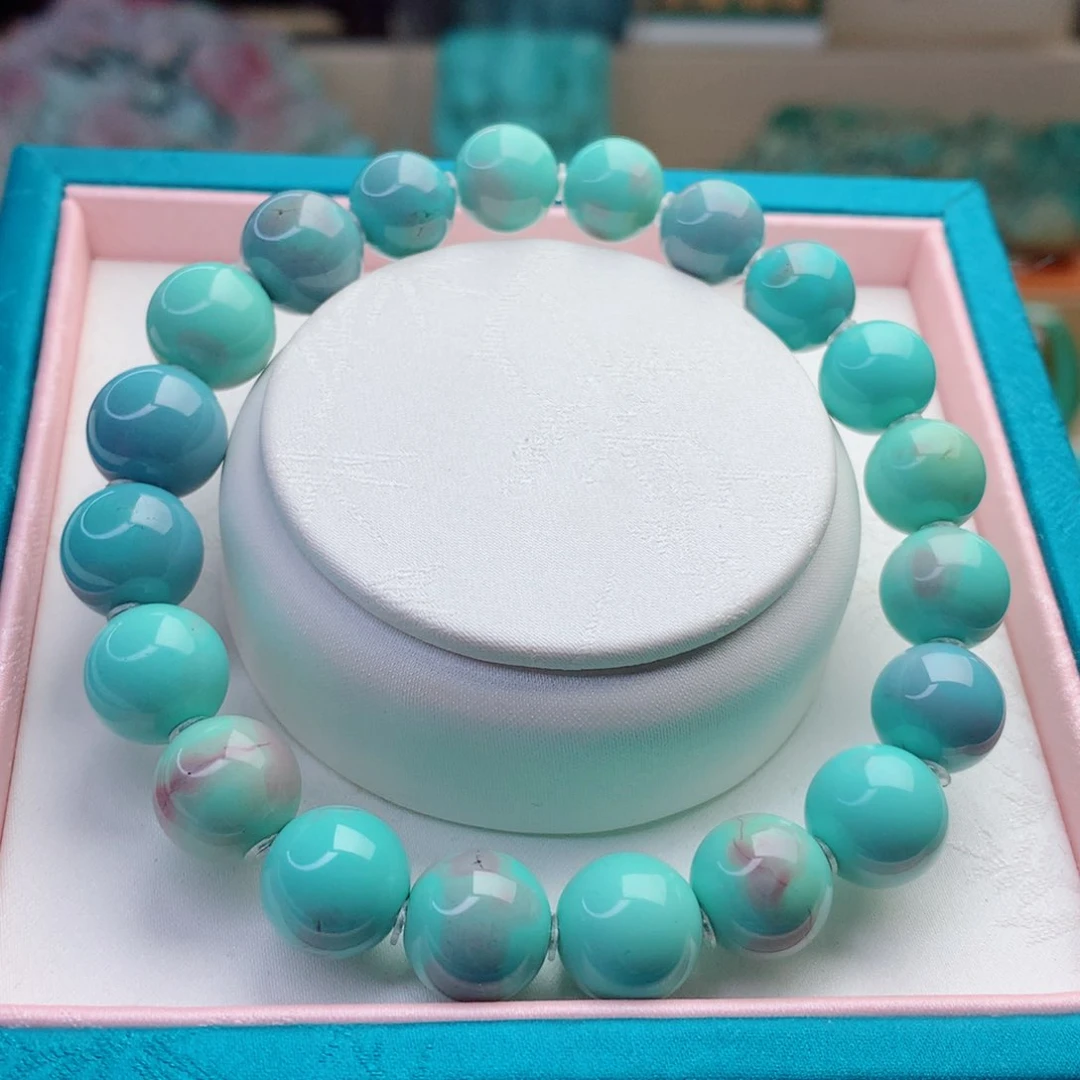 绿松石颈饰未镶嵌