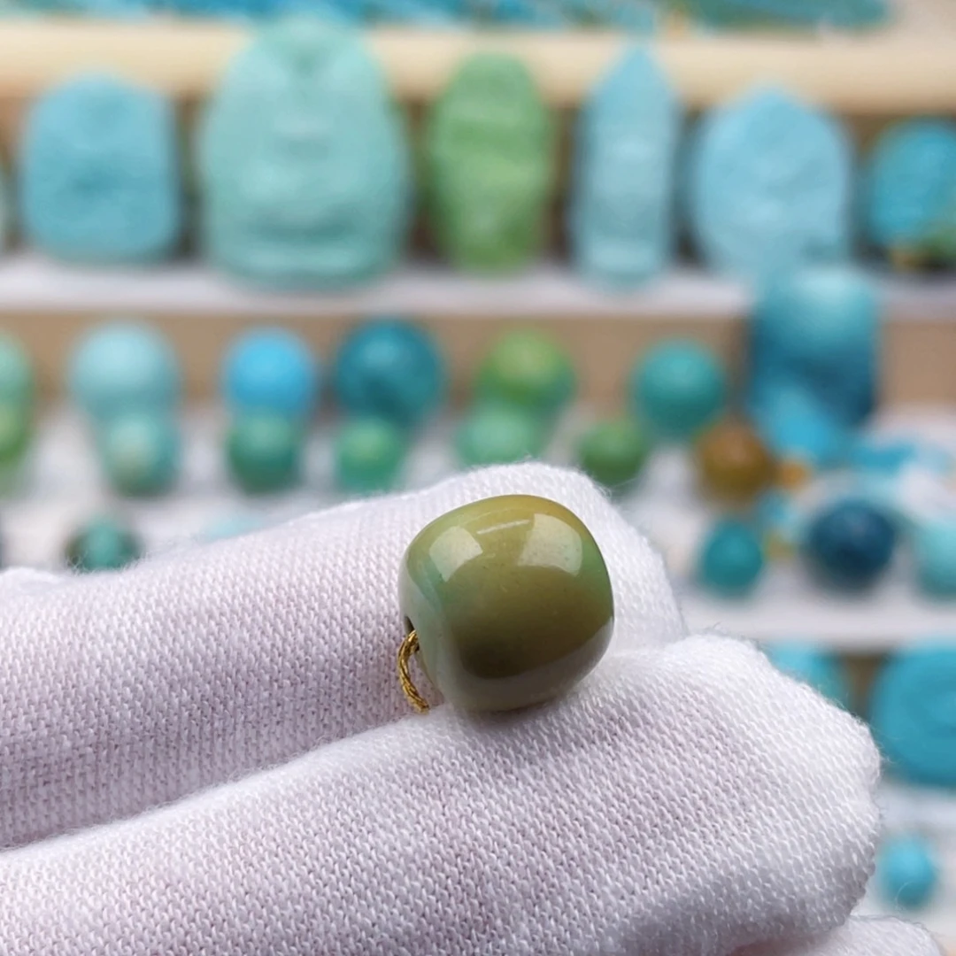 未镶嵌绿松石珠宝奇石卡10.9