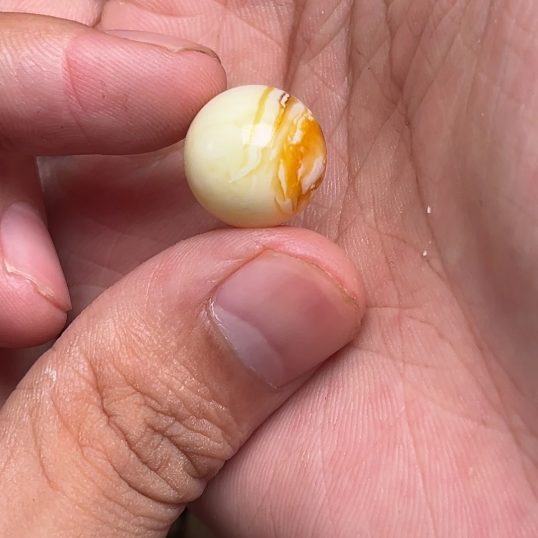 琥珀未镶嵌裸石蜜蜡沁色白蜡14.5