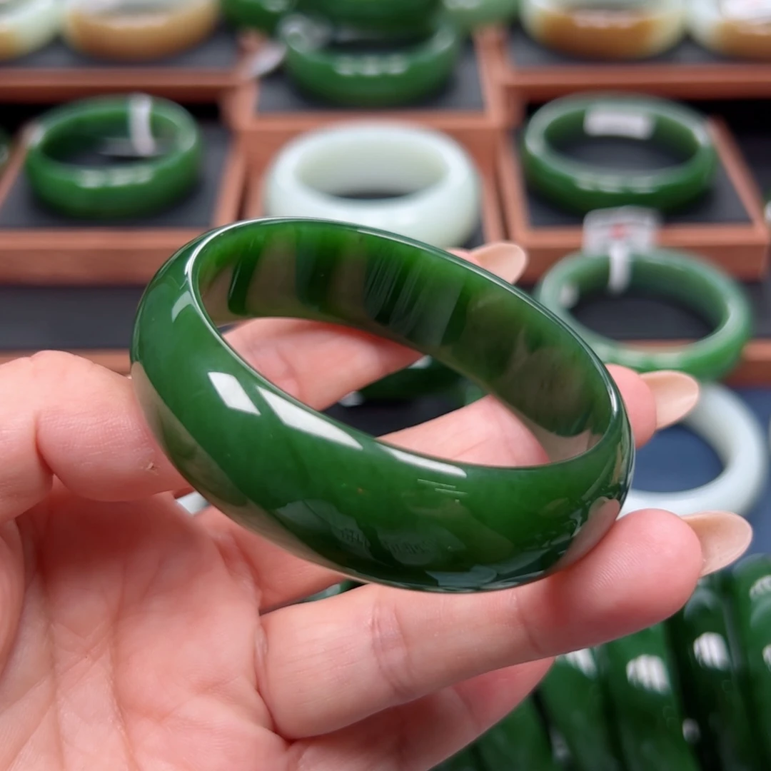 未镶嵌手镯和田玉（碧玉）5859圈口