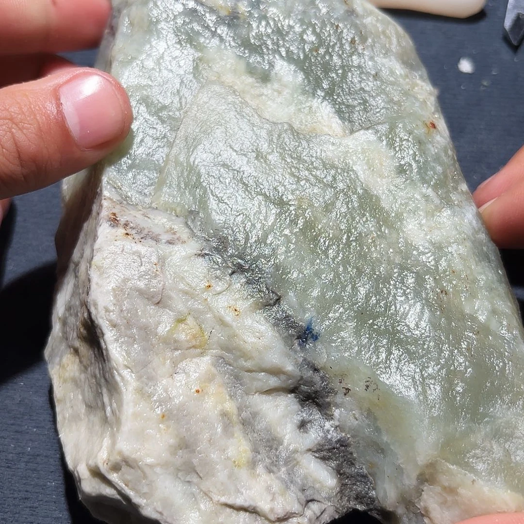 和田玉未镶嵌珠宝奇石