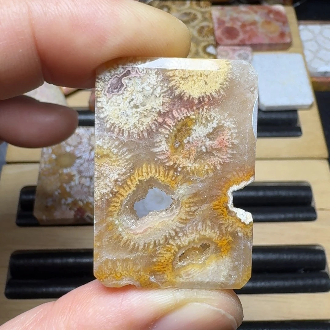 硅化玉纯天然色有机玉石未镶嵌