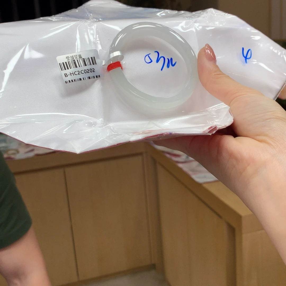 未镶嵌手镯翡翠不退不换