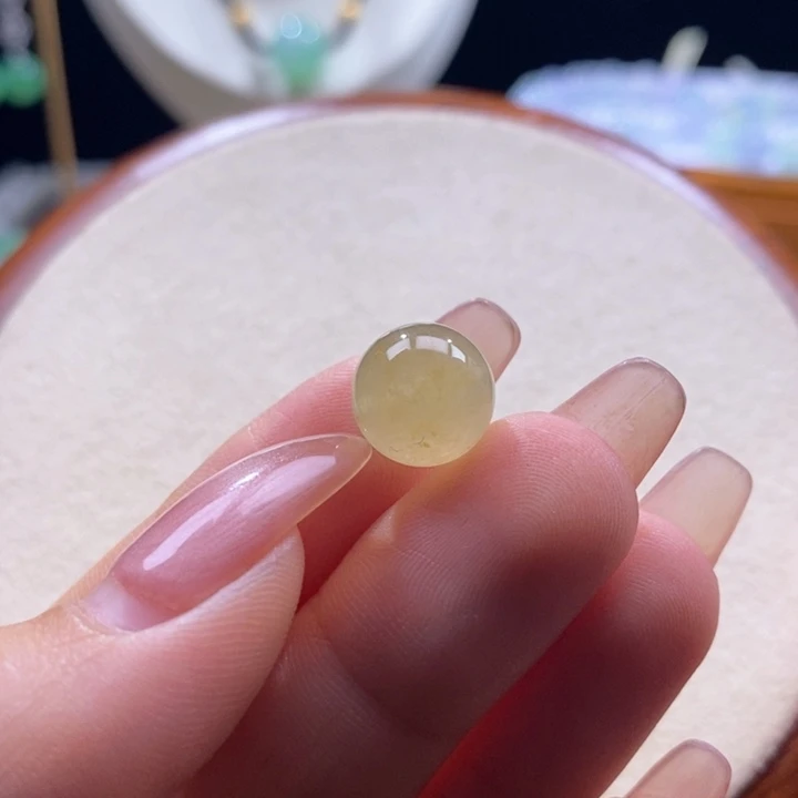 翡翠未镶嵌颈饰翡翠冰黄圆珠
